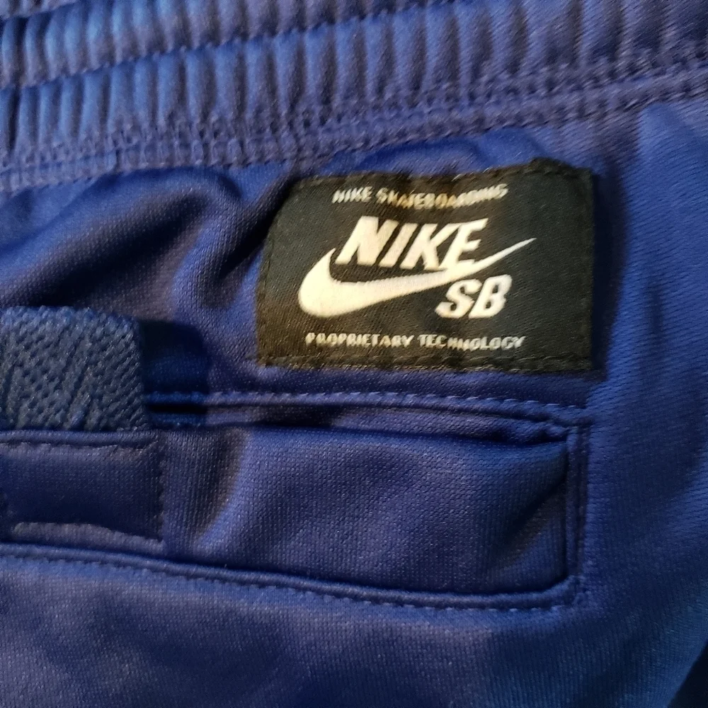 Nike SB Boys Large Royal Blue Sweat Pants Skateboarding